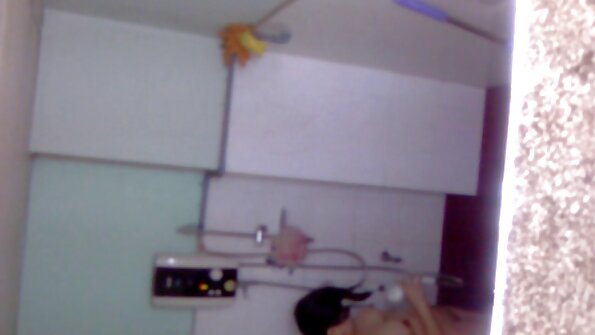 गोड क्रिसी - बिग बुब्स व्हीप्ड क्रीम