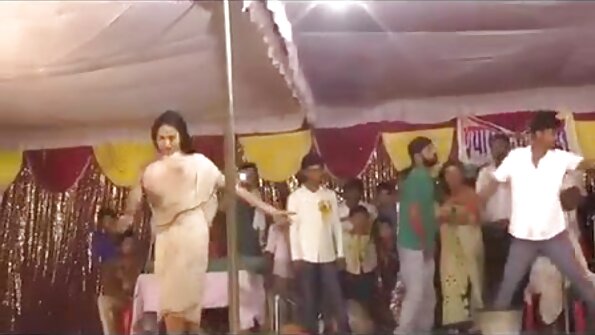 एचडी प्रेम मोहक शे हिम